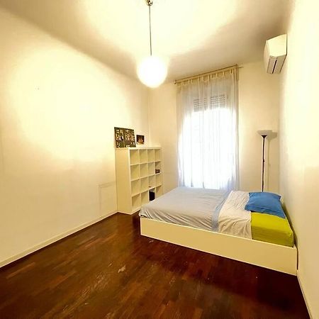 Modern Pretty Apartment Near Isola Zone ミラノ エクステリア 写真
