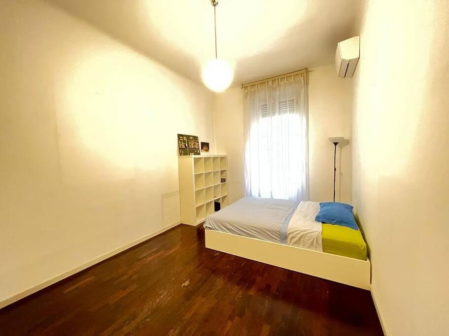 Modern Pretty Apartment Near Isola Zone ミラノ エクステリア 写真